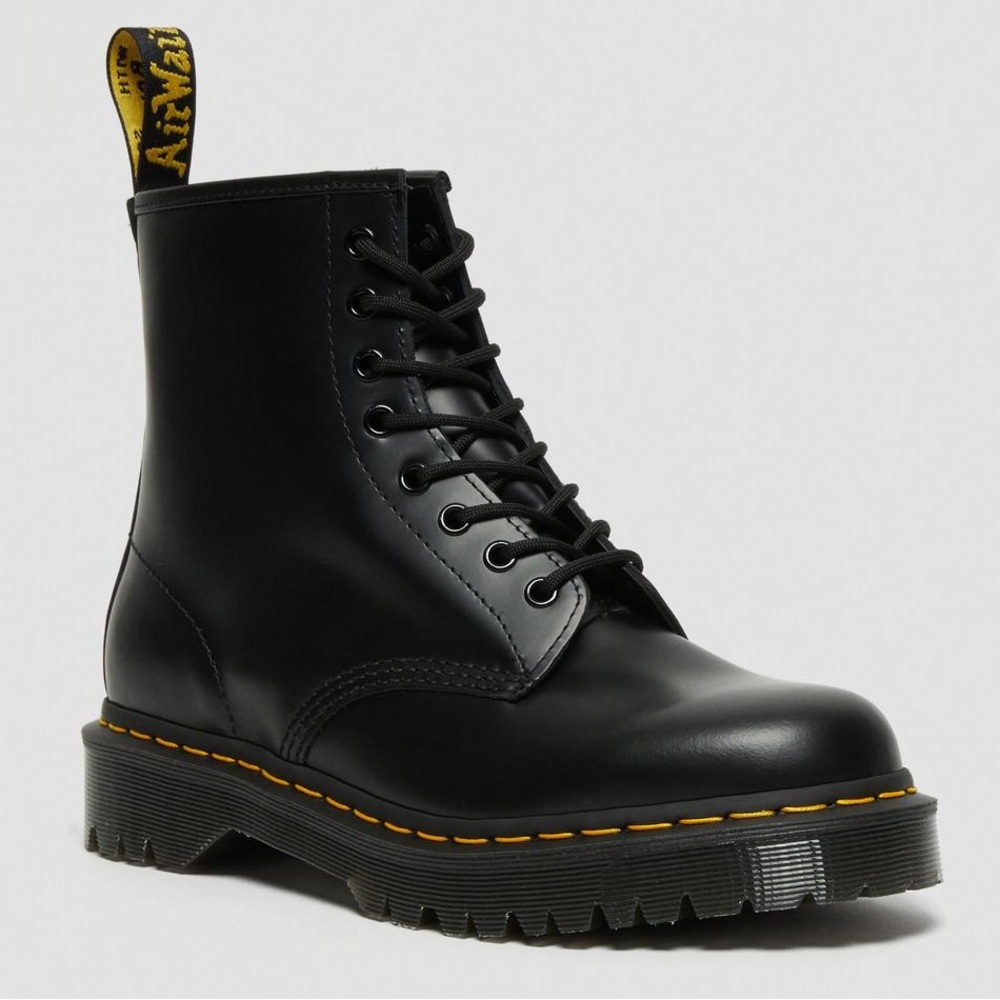 Dr. Martens 1460 Bex Smooth Leather Lace Up Black Boots Size 7